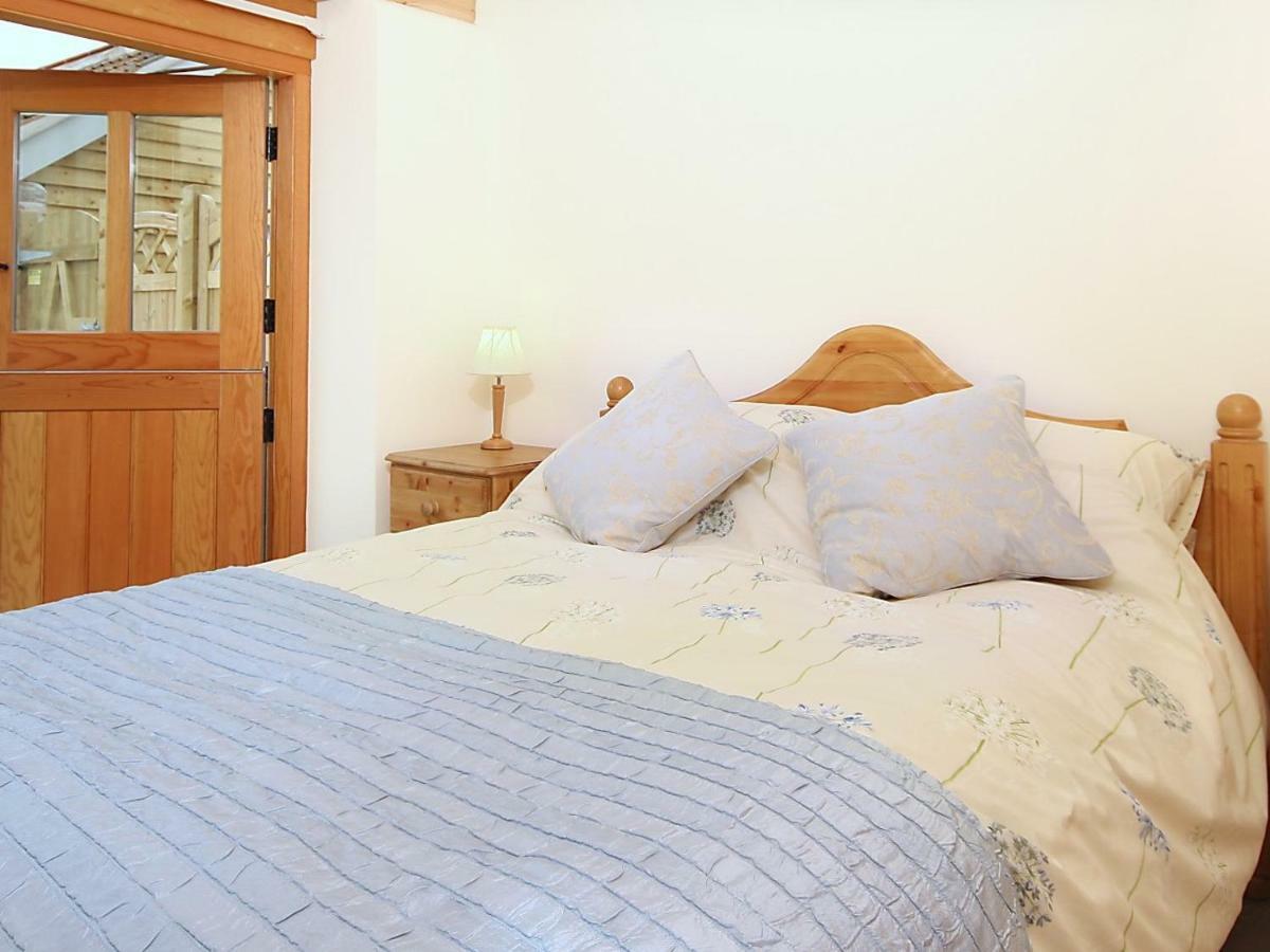 Pear Tree Cottages Wedmore Экстерьер фото